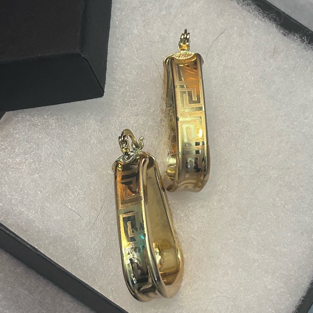 Greek Key Meander Pattern Gold Hoops - Picture 6 of 16